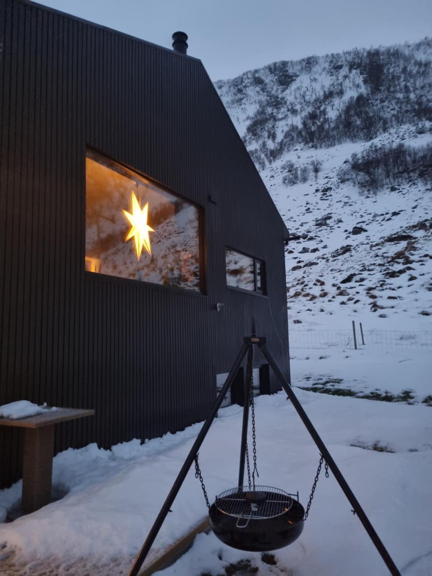 Kvalnes  Villa Walter Lofoten With Sauna מראה חיצוני תמונה