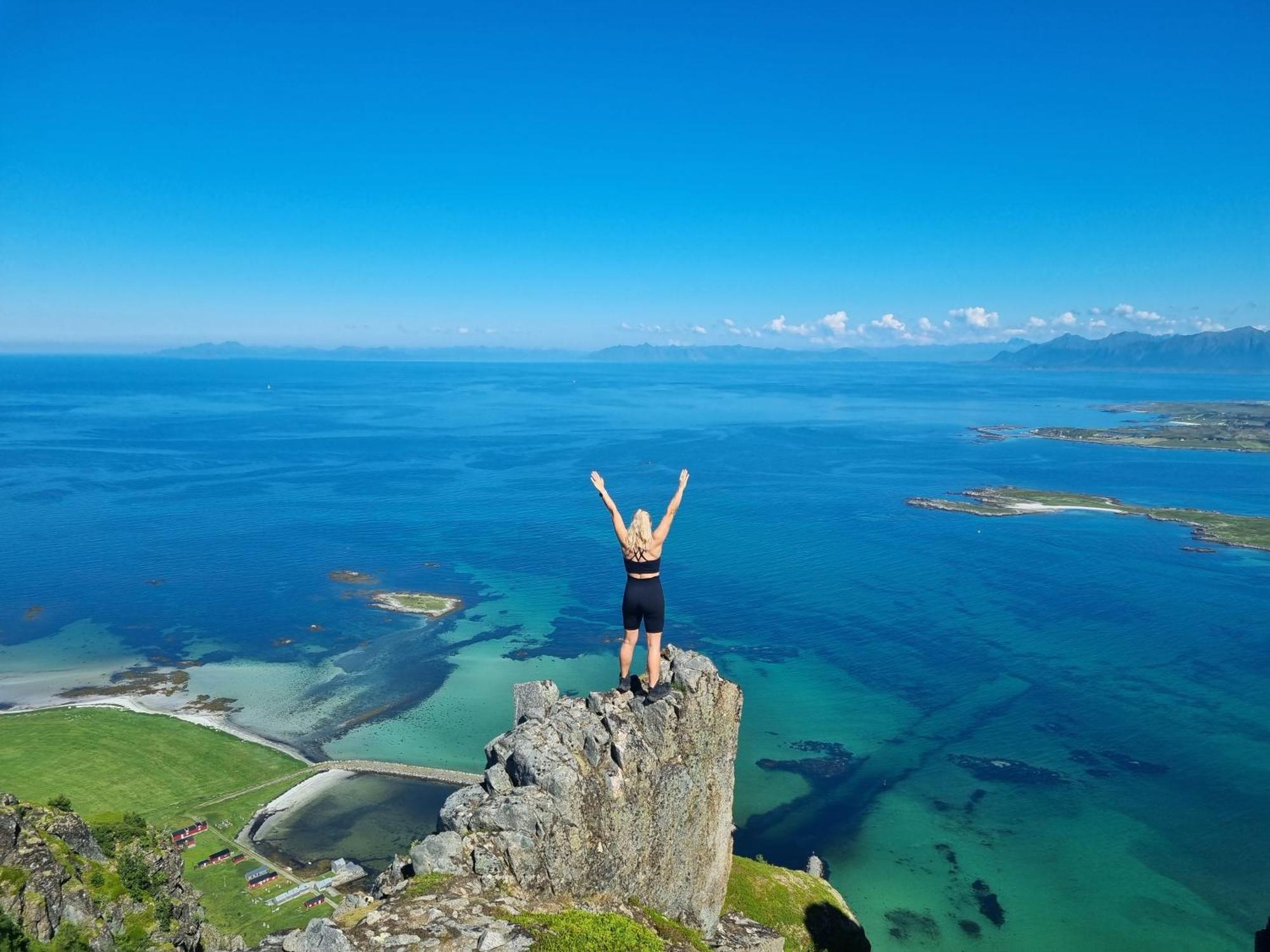 Kvalnes  Villa Walter Lofoten With Sauna מראה חיצוני תמונה